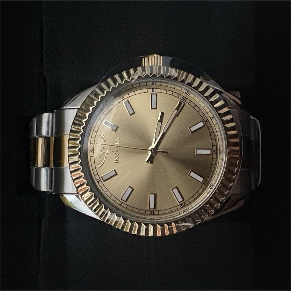 Invicta Men's Two-Tone Metal Bracelet Analog Watch Sunburst Gold Dial with Box